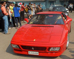 Ferrari i Lamborghini na pokazie samochodowym w Bombaju