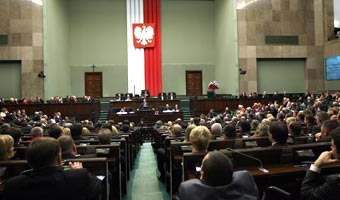Posłom brakuje na biura
