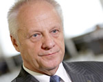 Stefan Niesio�owski zn�w ma problemy. B�dzie pozew za "pisowskie �cierwa"?