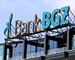  Rabobank wezwa� do sprzeda�y akcji BG�