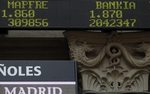  Hiszpa�ski rz�d przejmuje jeden z najwi�kszych bank�w