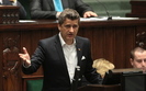 Pos�owie o 1. procencie na partie. Nie zostawiaj� suchej nitki na Palikocie