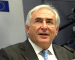  Strauss-Kahn us�ysza� zarzuty. Musi zap�aci� 100 tys. euro