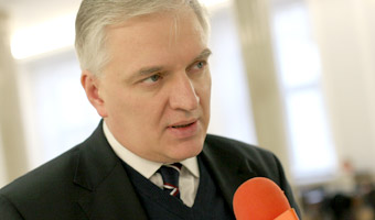 Gowin namawia� do wycofania si� z podpisania ACTA