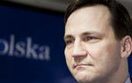 Echa szczytu NATO. Sikorski zn�w oskar�a prezydenta