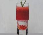 Wiadomo�ci: Gaspacho truskawkowe z jogurtem