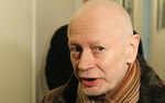  Boni zajmie si� wolno�ci� w sieci. Nie sam
