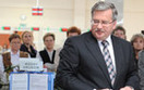 W kraju �le, poparcie dla prezydenta w d�