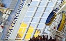 Katastrofa Concordii. Wypompowuj� paliwo