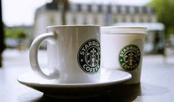 Starbucks wart wi�cej ni� Lufthansa i Adidas