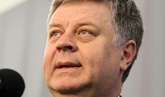 Szmajdzi�ski b�dzie kandydatem SLD na prezydenta