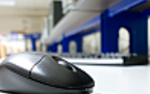  Facebook i Twitter pod lup� cyberprzest�pc�w