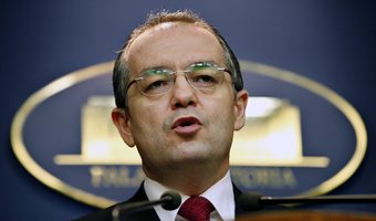 Rumuński premier Boc ogłosił dymisję swego rządu