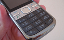 Samsung wyprzedzi� Noki� r�wnie� w Polsce. Sprzedaje wi�cej smartfon�w