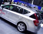  Genewa nieco rozczarowa�a