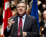 Jose Barroso jednocze�nie grozi i chwali  W�gr�w