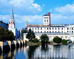  ��d� promuje si� w�r�d dyplomat�w