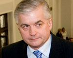 Sam przeciw PiS. Bez konkurencji z SLD i PO