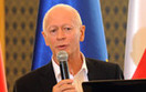 Boni nie chce spekulowa� na temat wzrostu PKB