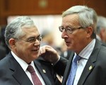 Kryzys w Grecji: Miliardy dostan�, gdy przeg�osuj� ci�cia