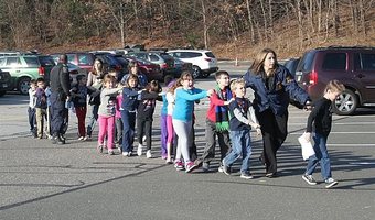 Strzelanina w szkole w USA. 20 dzieci wśród ofiar