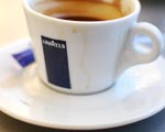  Kawa pomaga osobom ze st�uszczeniem w�troby