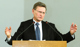 Prezydencie pokaż ekspertyzy o OFE