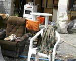 Oszu�ci zarabiaj� na powodzi
