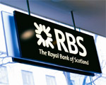 Prezes Royal Bank of Scotland nie przyj�� premii