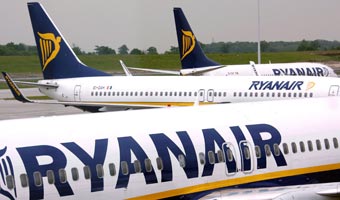 Ryanair jest w�ciek�y: Op�aty zniech�c� do latania