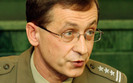Prezydent powo�a� Artymiaka na naczelnego prokuratora wojskowego