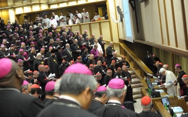 Watykański synod biskupów zakończony. Co uradzili?