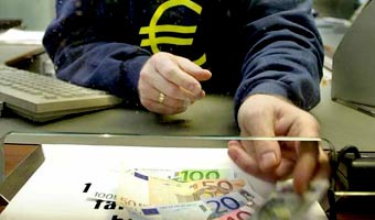 Kossowski: Spread trzeba skasować!