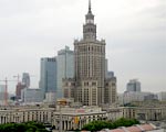 Stolica likwiduje szko�y, uczniowie protestuj�
