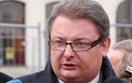 Kami�ski rezygnuje przez PiS