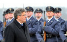 Komorowski: Mamy za co krytykowa� Rosjan