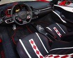 Wiadomo�ci: Ferrari 458 Spyder stylizowany na... Enzo