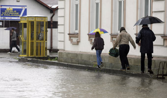 Ewakuowano 800 osób z terenów zagrożonych powodzią