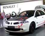  Renault wychodzi z kryzysu i... zwalnia ludzi