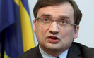 Przes�uchali Ziobr� w sprawie afery gruntowej  