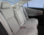 Wiadomo�ci: Lexus ma problemy z modelem HS 250h - co dalej?
