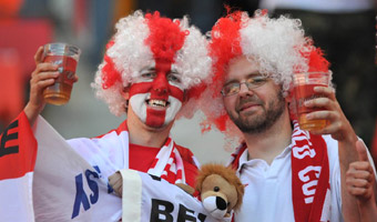 Losowanie grup na Euro 2012. Anglia, Irlandia, Niemcy to koszyk marze�
