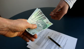 Meritum Bank rezygnuje z wej�cia na NewConnect