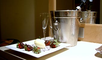 Czterogwiazdkowy hotel w odbudowanym zamku
