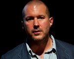 Brytyjska kr�lowa doceni�a Apple. Zobacz, jak