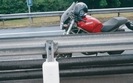 Gi�tkie znaki w Australii - bezpiecze�stwo motocyklisty