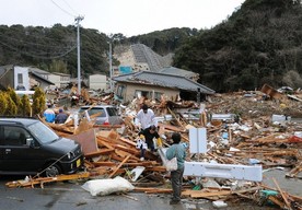 Zniszczenia po trzęsieniu ziemii w marcu 2011 roku
