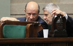  8 miliard�w ekstra wpad�o Rostowskiemu. Zobacz, co z nimi zrobi