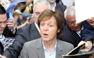 Paul McCartney pad� ofiar� pods�uch�w?
