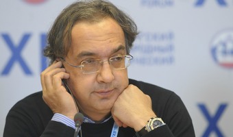 Szef Fiata w Berlinie. Negocjuje przej�cie Opla